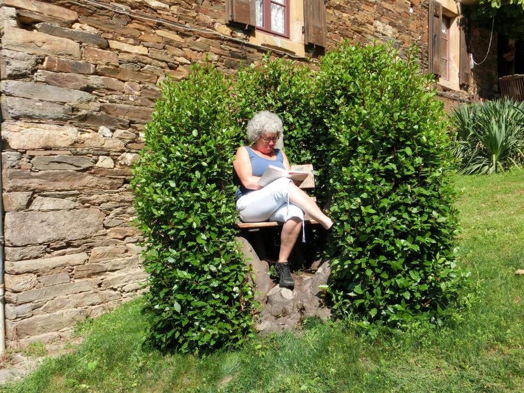 ホテル Domaine La Libaudie La Bastide-Solages エクステリア 写真